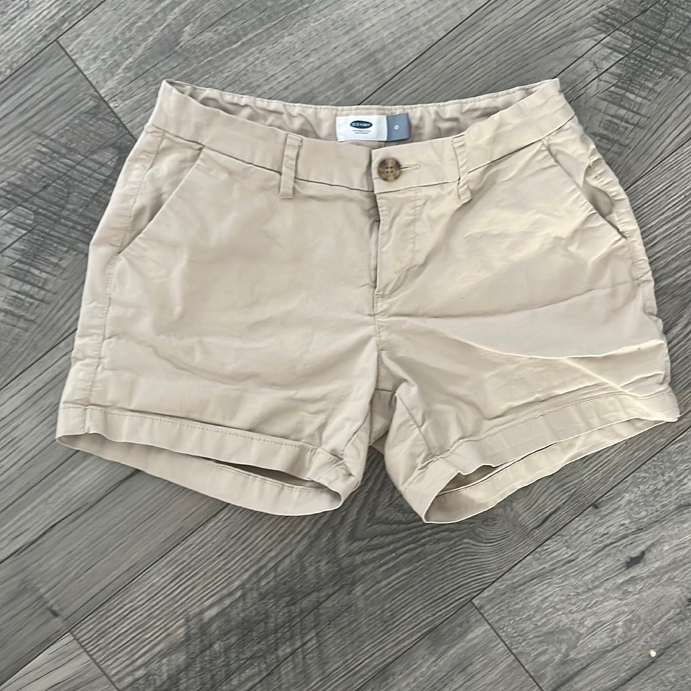 Khaki shorts